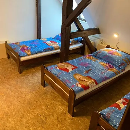 Horska Bouda Subisak 게스트하우스 Loučná pod Klínovcem